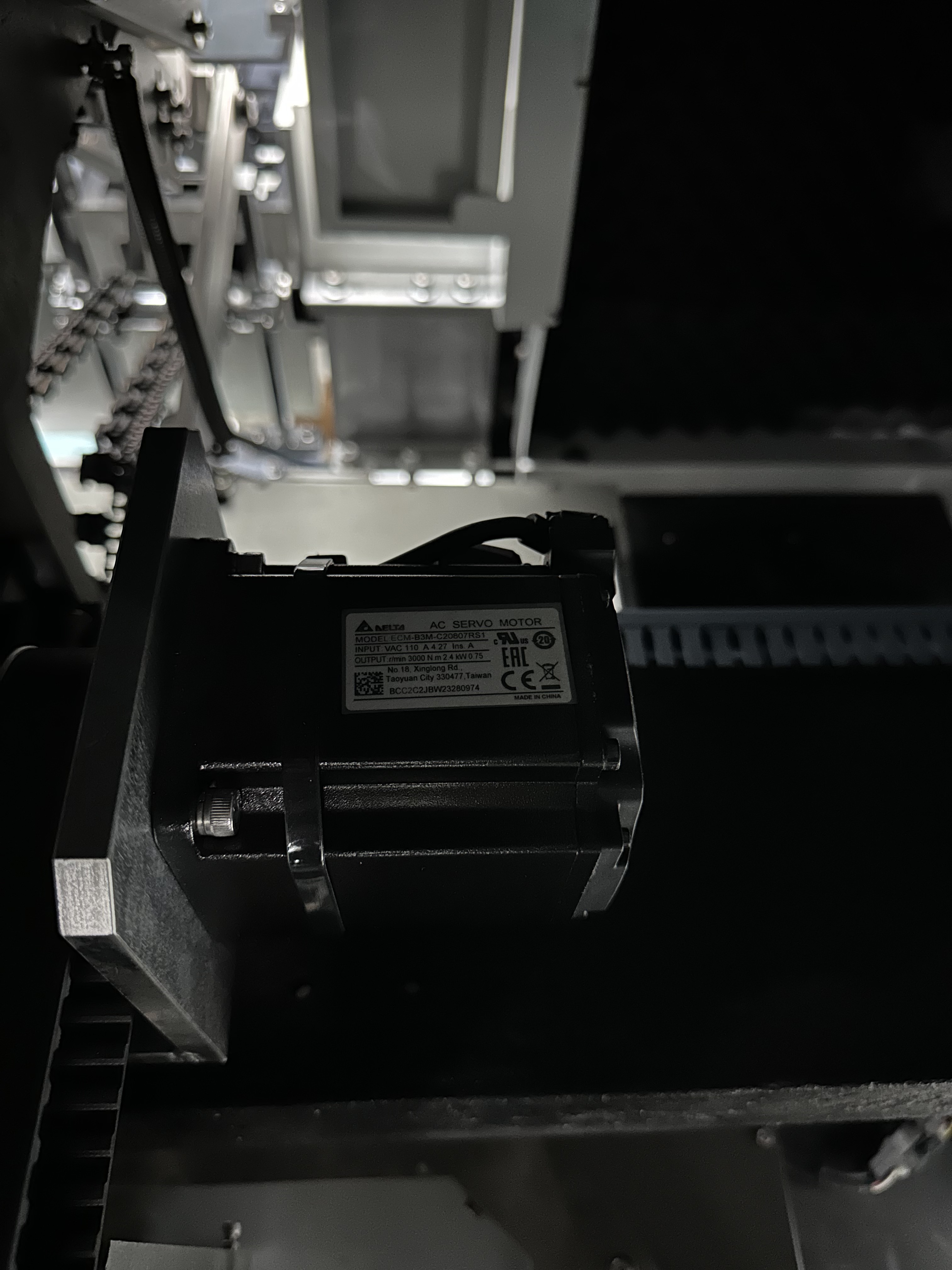 S4000 radial insertion machine servo motor assembly